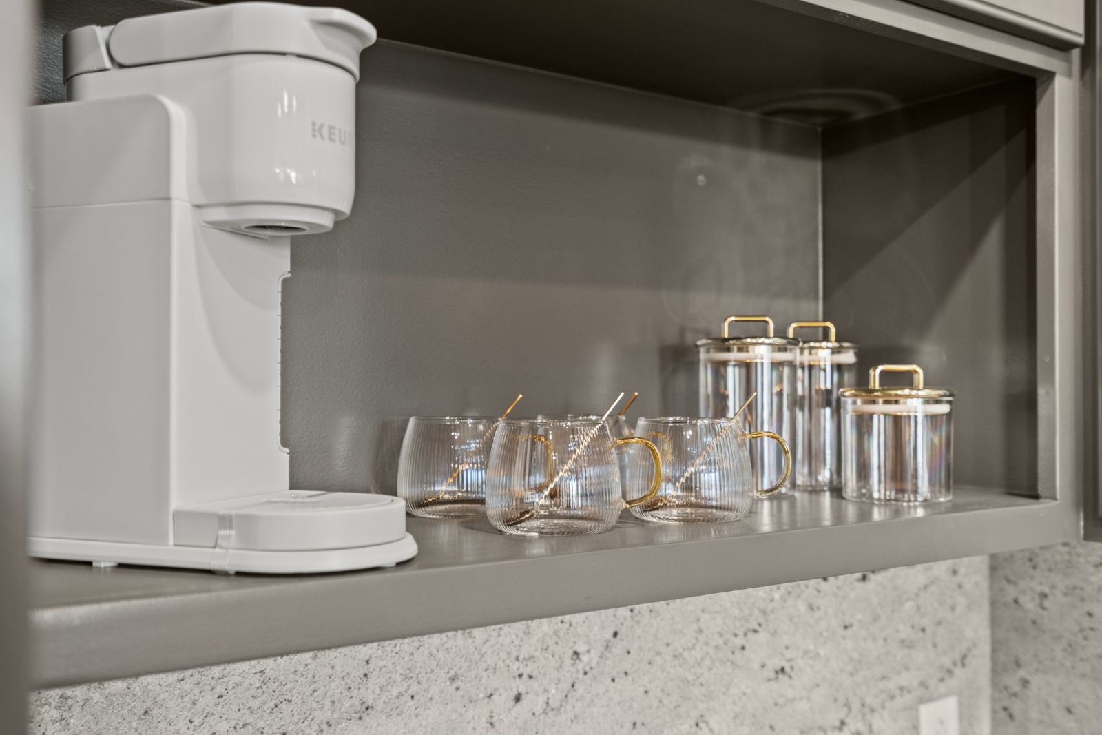 Aurelia Suite coffee station
