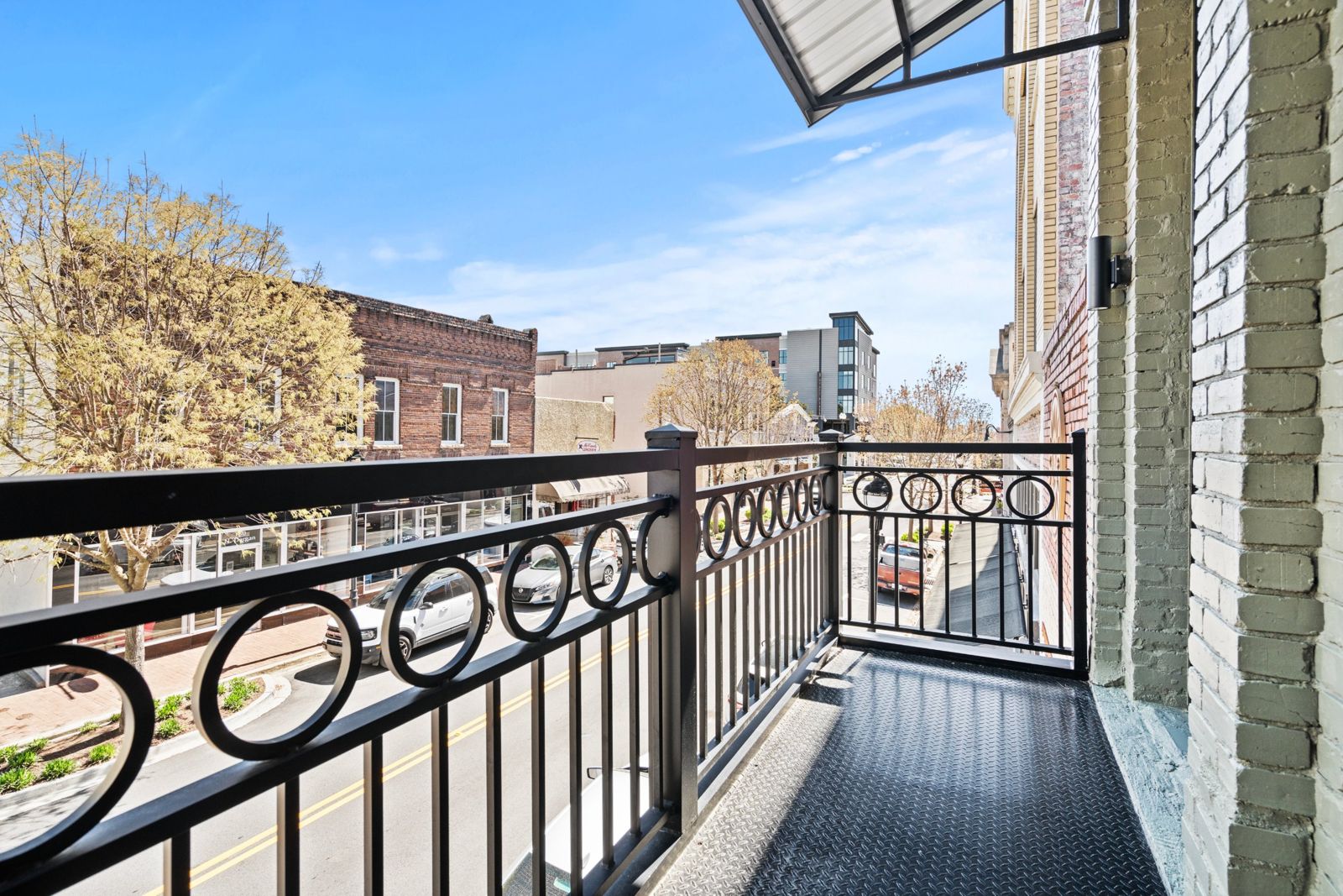 Private balcony overlooking N Dargan Street